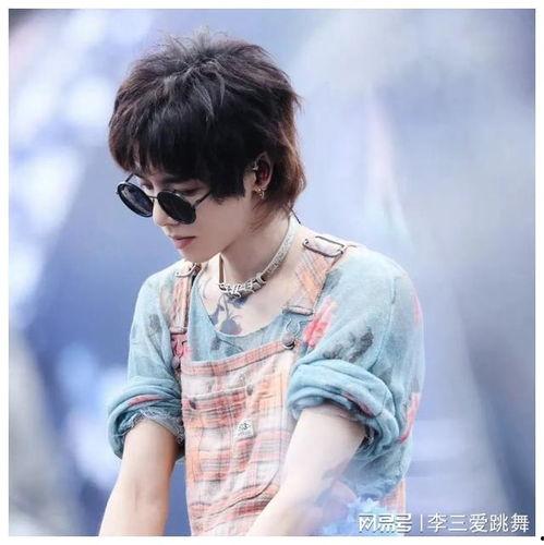 娱乐圈八卦爆料博主,揭秘明星背后的惊人真相! 第3张 娱乐圈八卦爆料博主,揭秘明星背后的惊人真相! 第3张